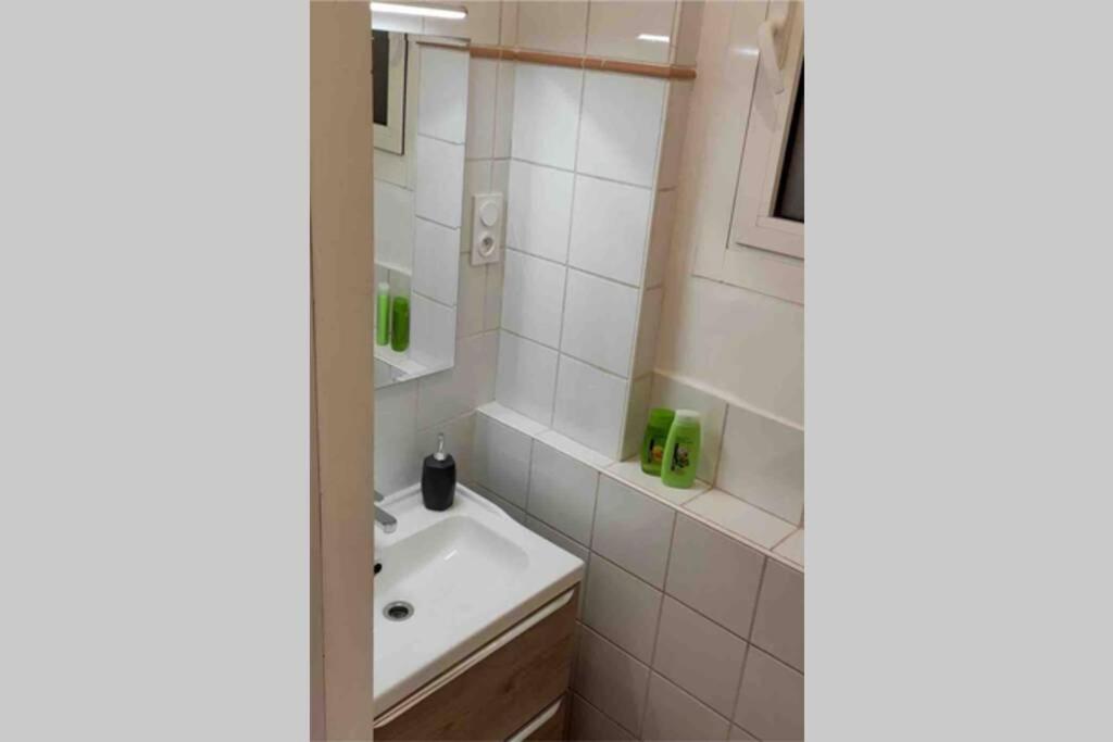 Vue Faron - Appart Cosy - Proche Telepherique/Gare Toulon Exterior photo